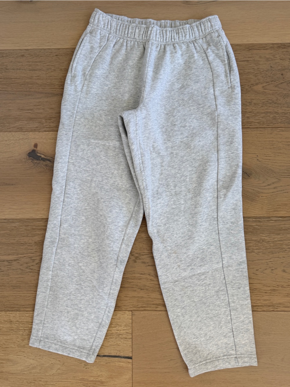 Lululemon Scuba Mid-Rise Tapered Jogger - 7/8 Length